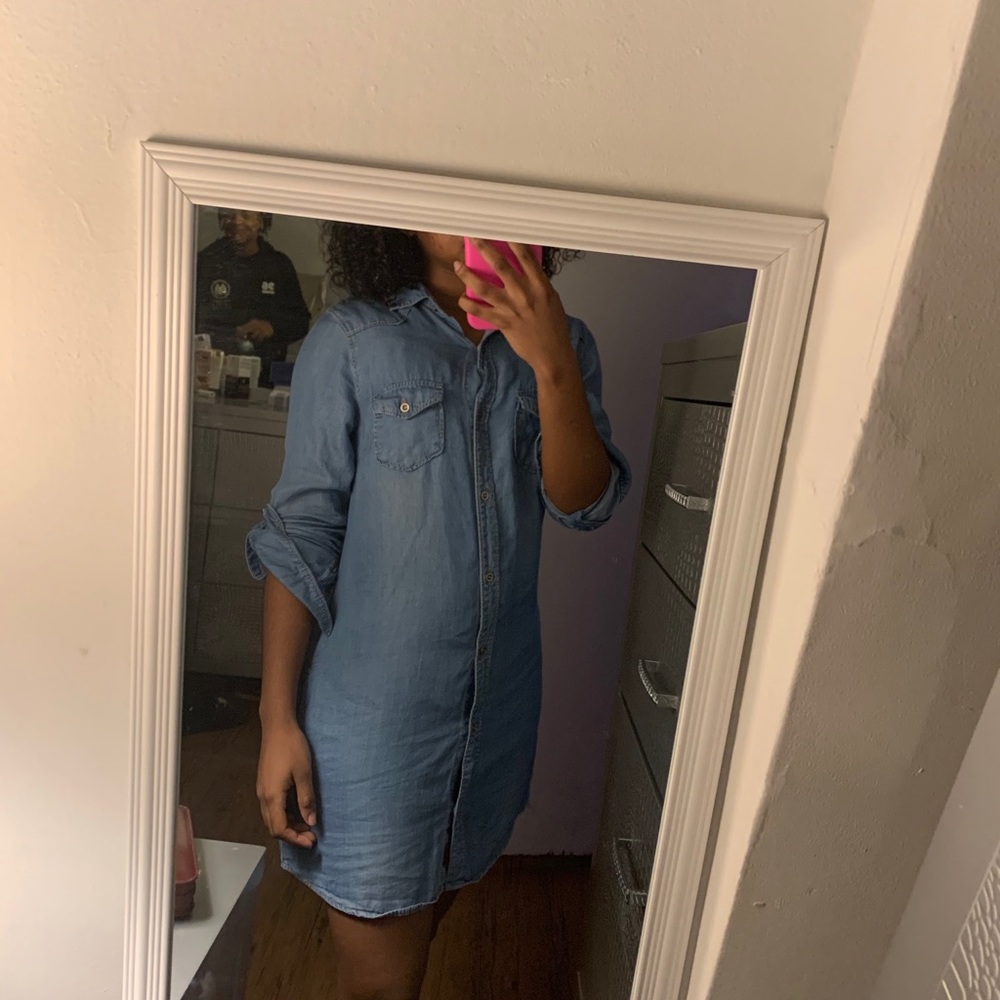 Dress - Picture 4 of 4